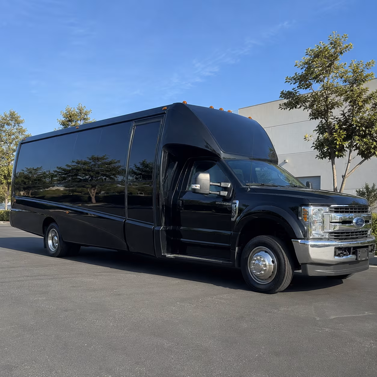 bachelor and bachelorette party bus rentals in hampton roads