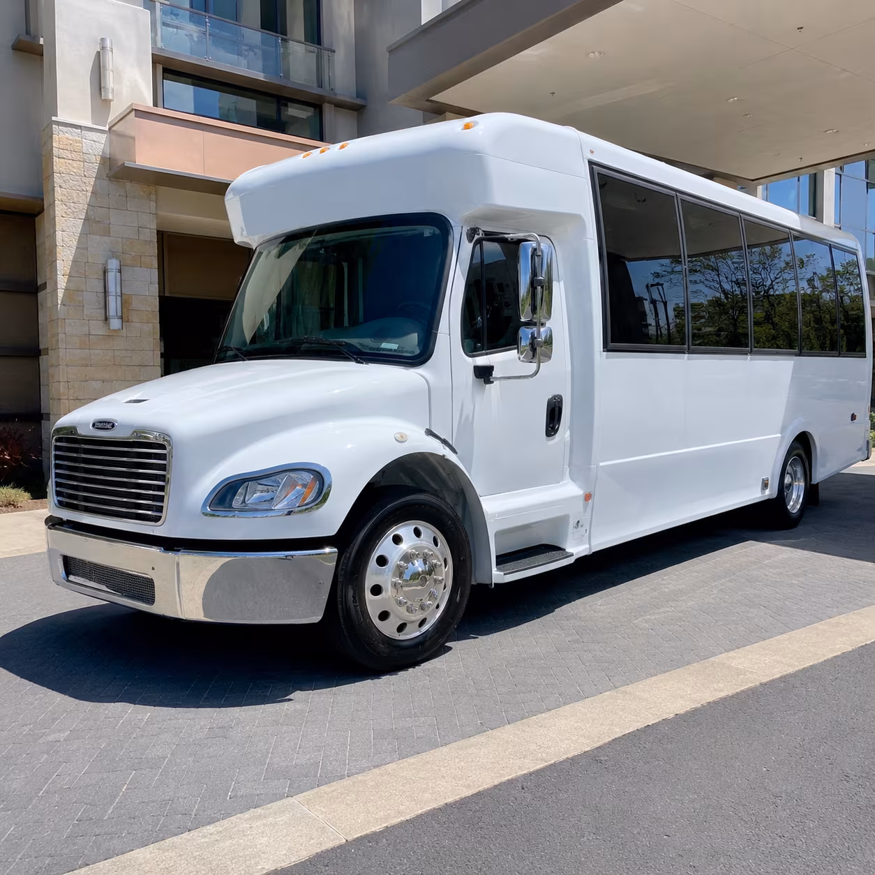 bachelor bachelorette and birthday party buses in hampton