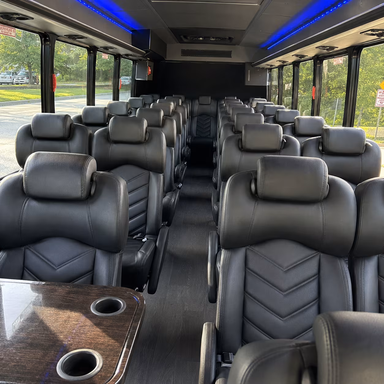 book a bus to williamsburg winery and nearby tasting rooms