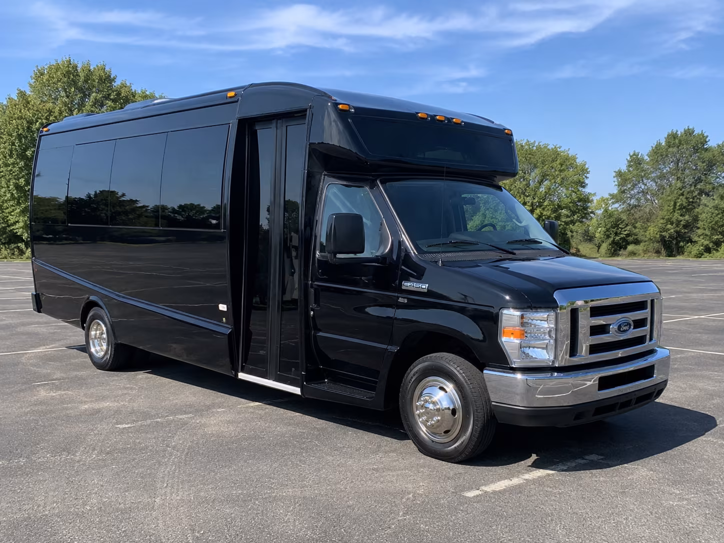 buses for hampton history museum and downtown educational tours