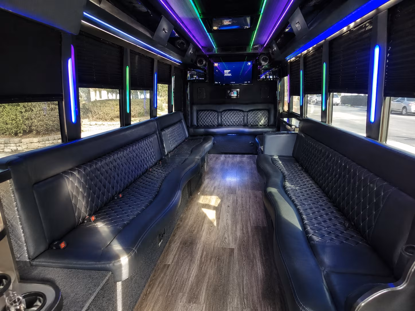 hampton 15 passenger party bus interior