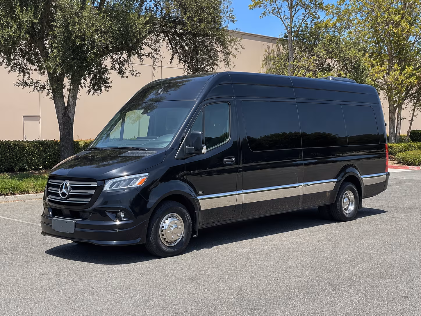 hampton airport transportation