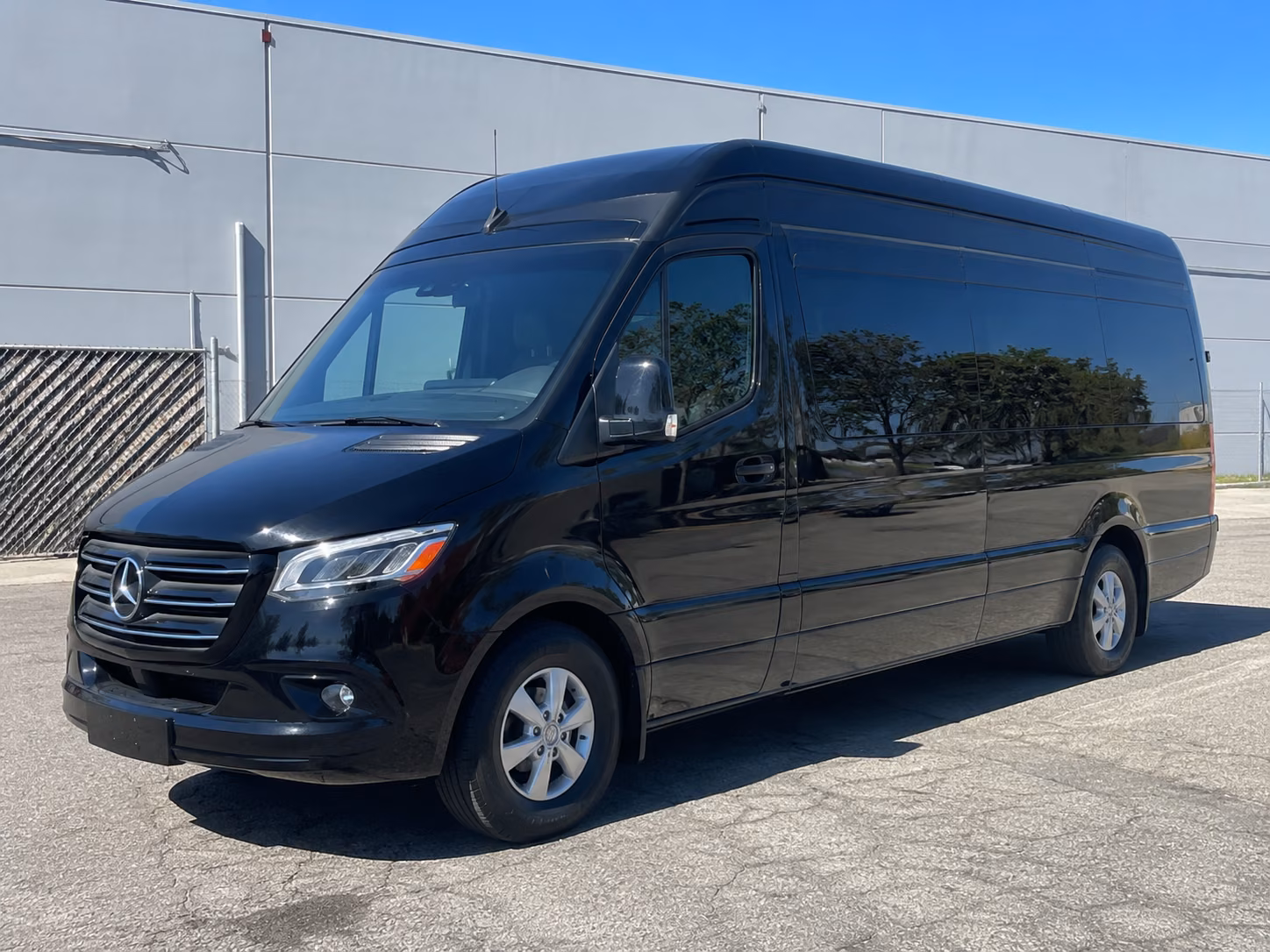 hampton long distance transportation onboard seating