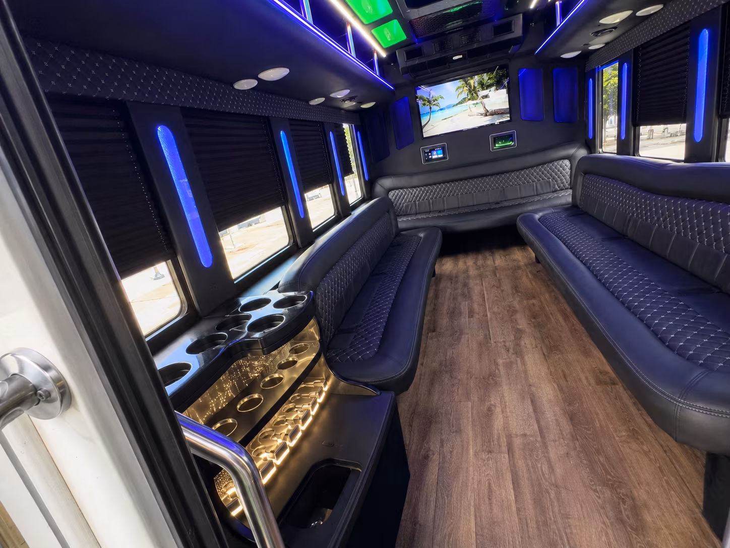 hampton party bus rental 2