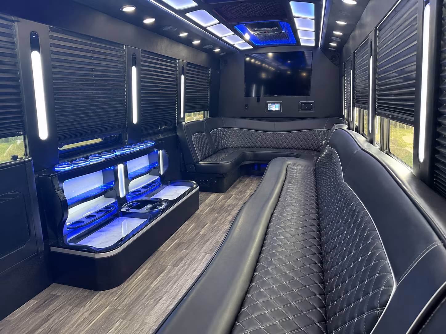 hampton prom party bus rental