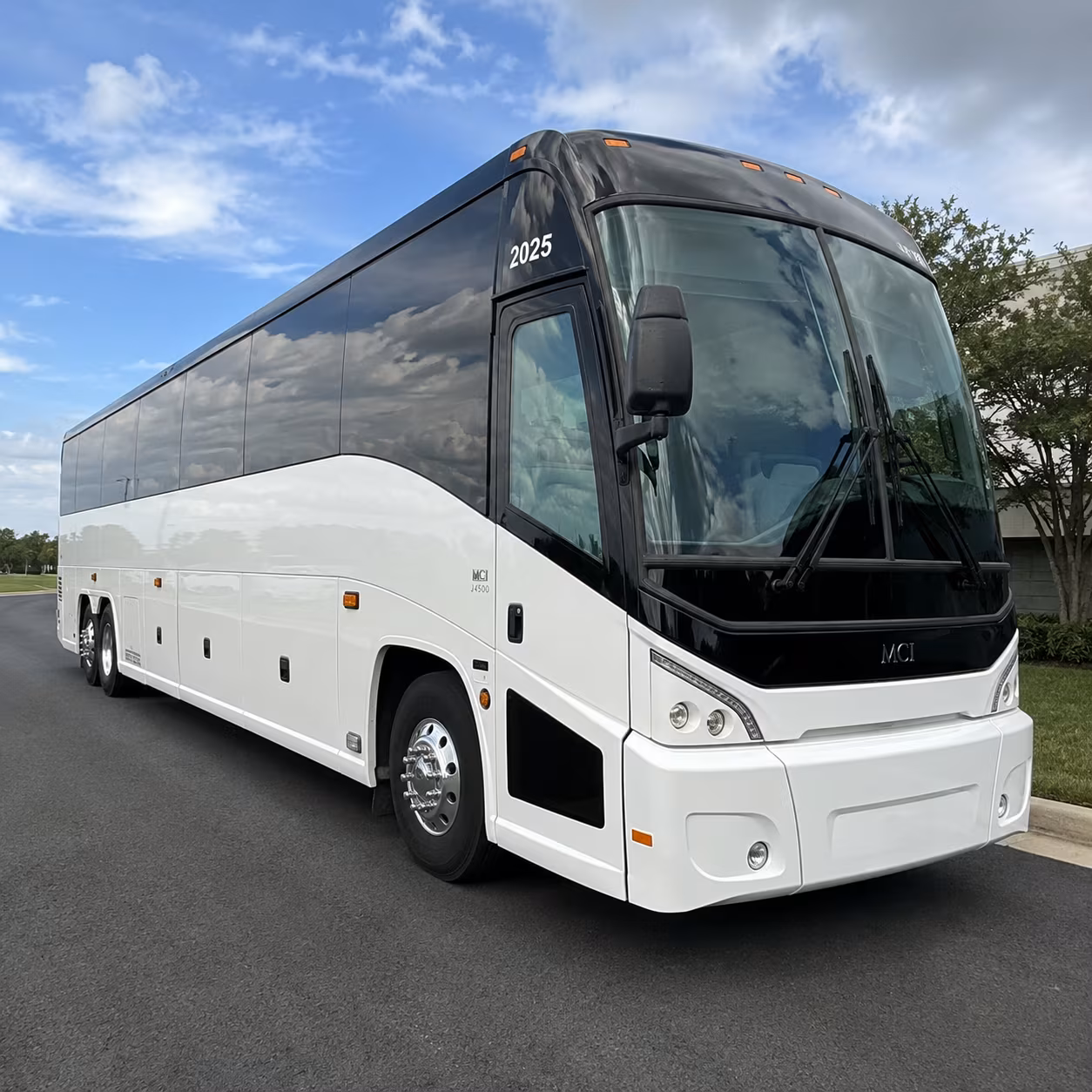 hampton roads bridge tunnel commuter shuttle buses