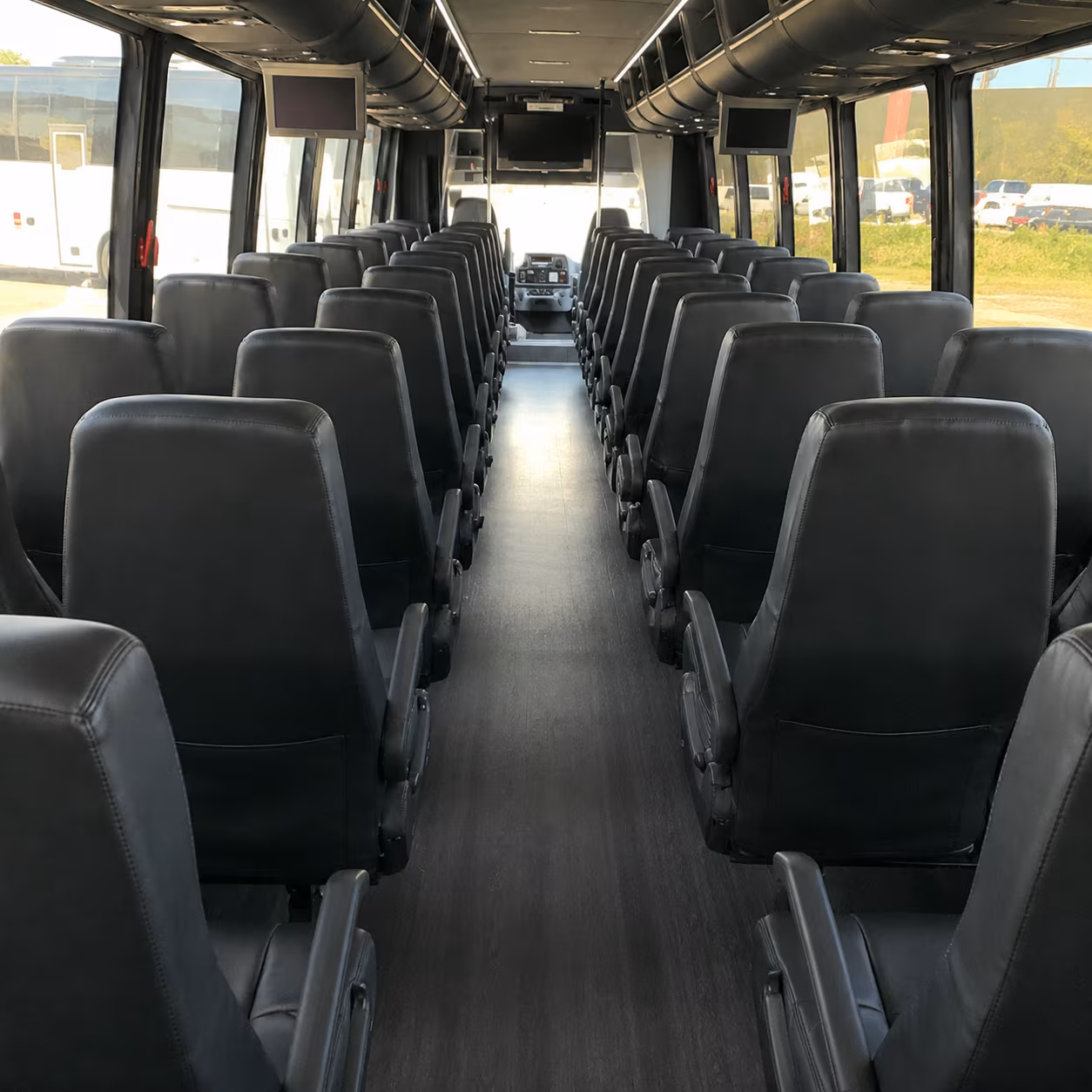 shuttle buses for hampton wedding guests between hotels and venues