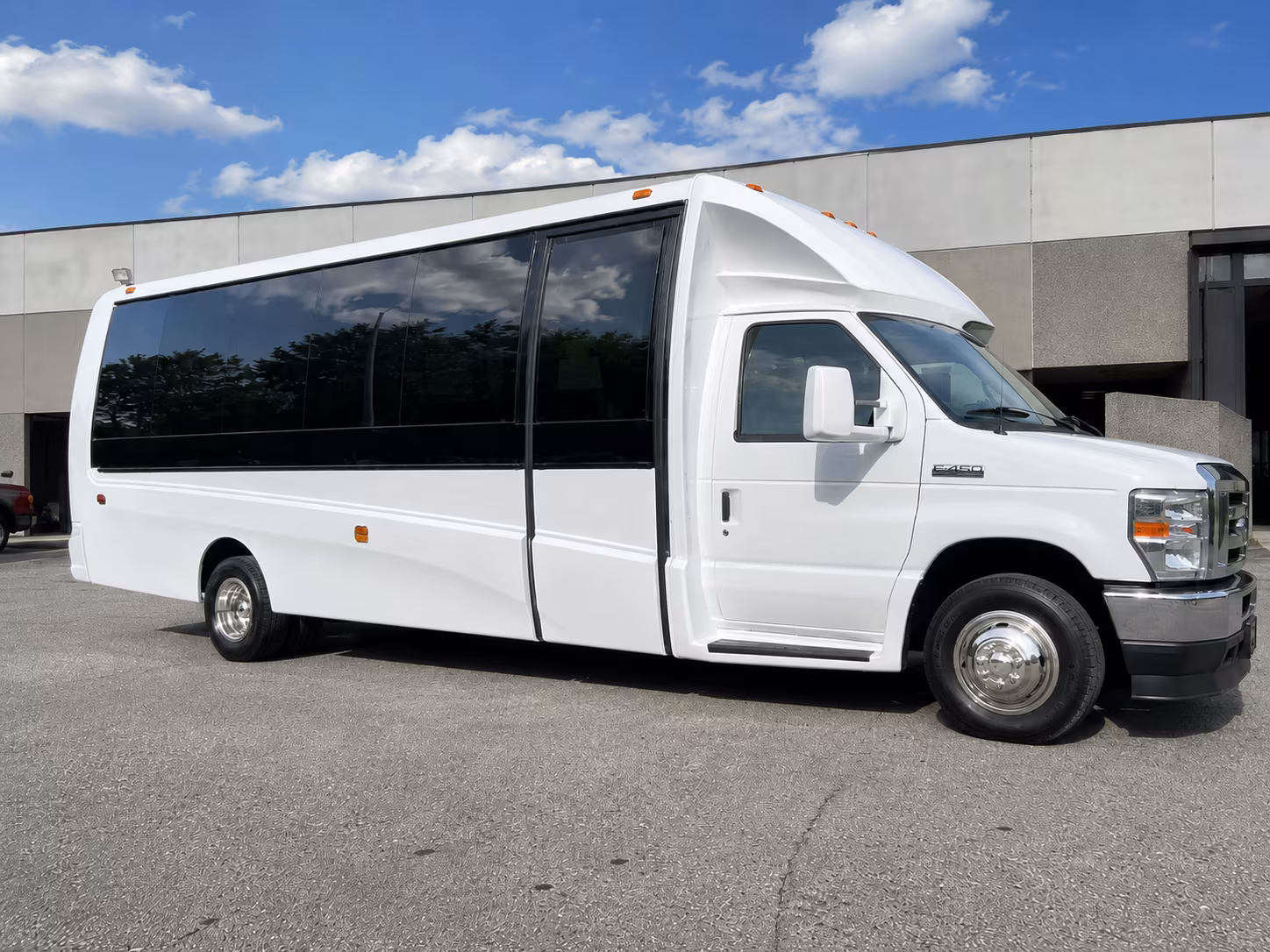 shuttle buses to norfolk s live music venues and concert halls